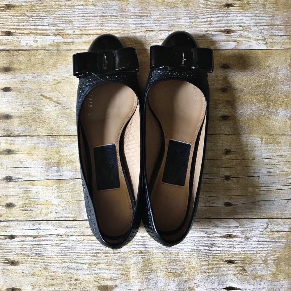 Salvatore Ferragamo Vara Cut Nero Calf Nero Kangaroo … - Gem Salvatore Ferragamo Vara Cut Nero Calf Nero Kangaroo … - Gem